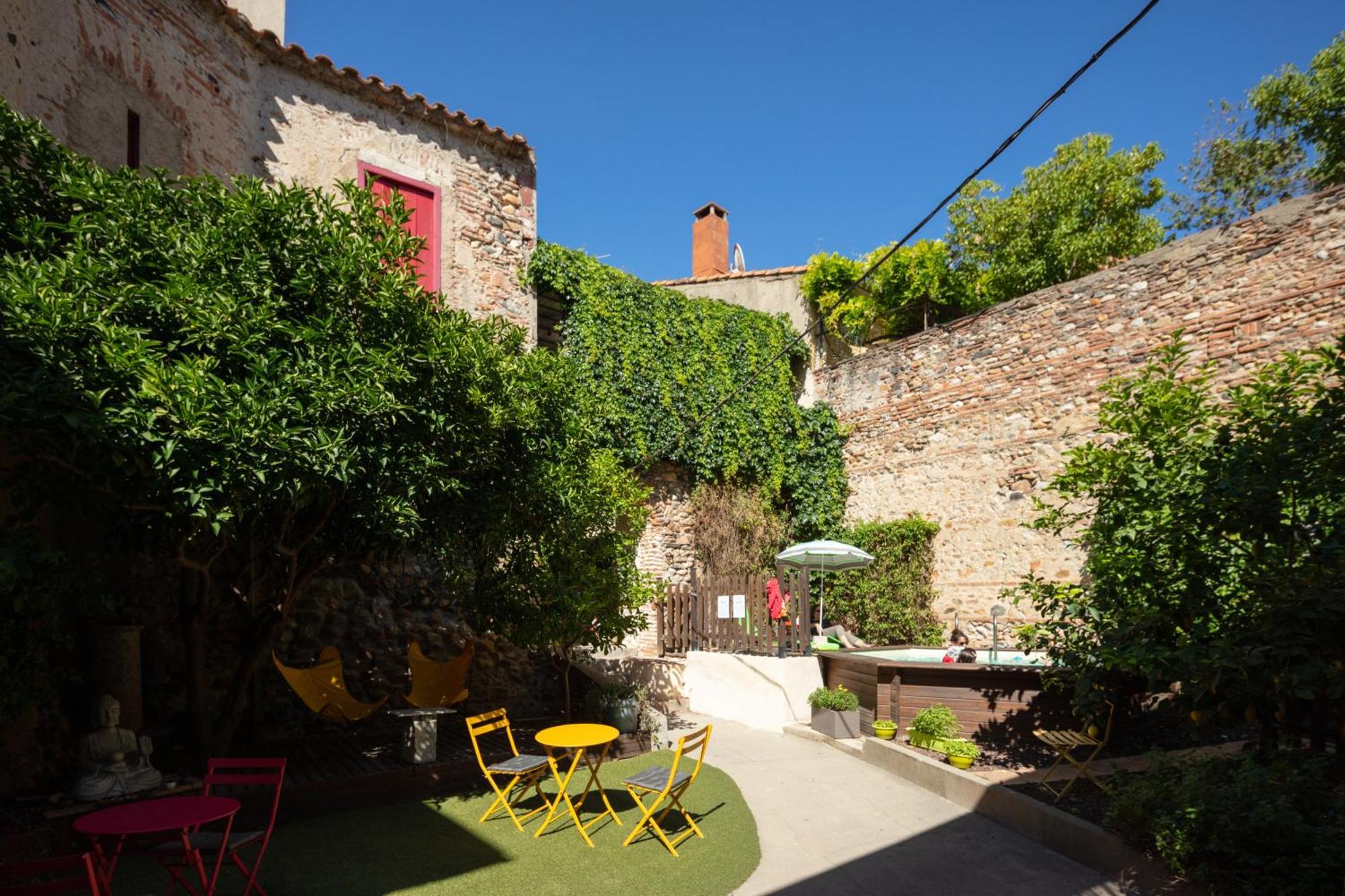 リヴサルト La Tour Du Terroir Bed & Breakfast エクステリア 写真