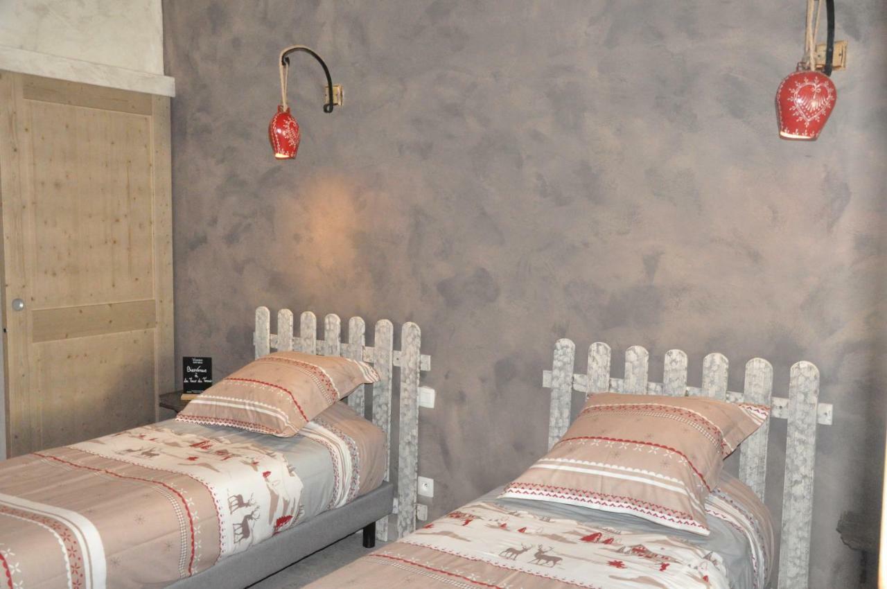 リヴサルト La Tour Du Terroir Bed & Breakfast エクステリア 写真